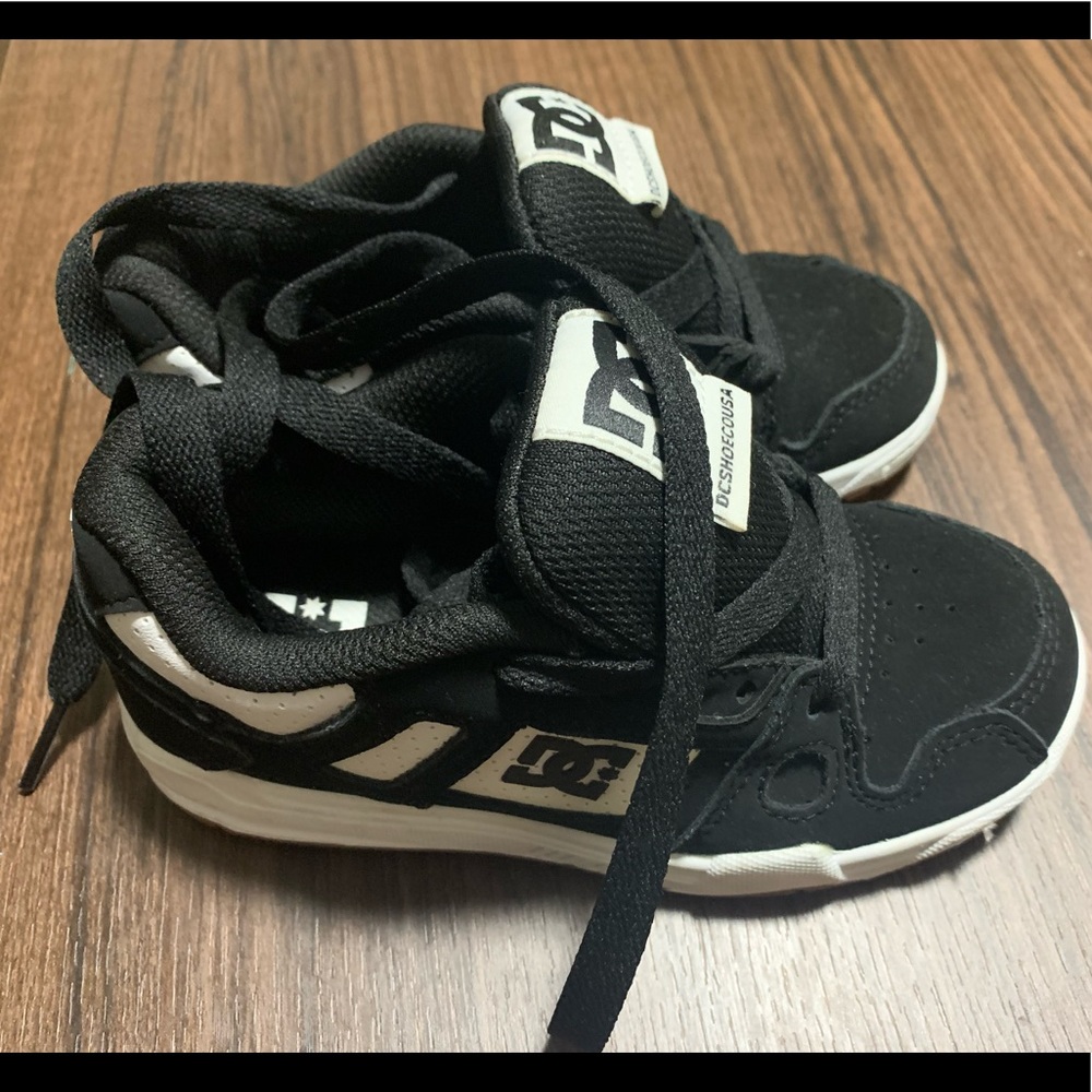 12.5 toddler practically new DC sneakers